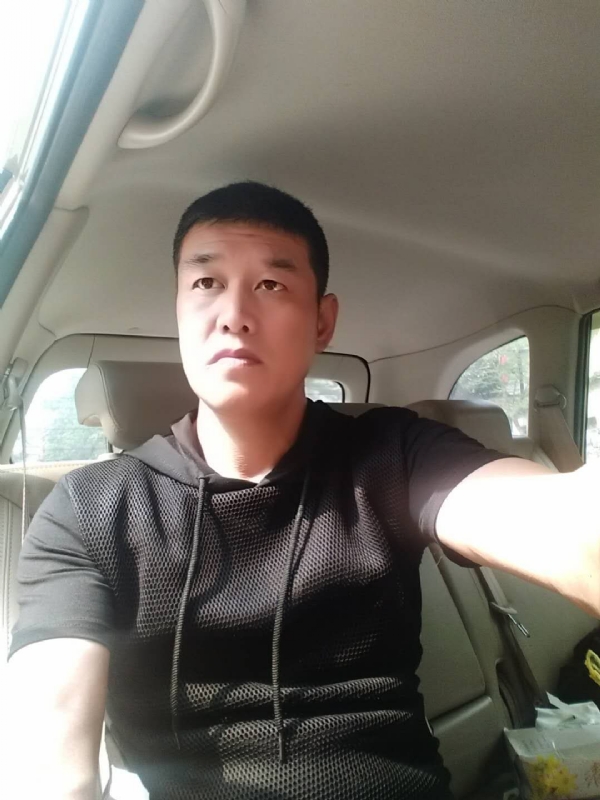 深爱的疯子的第一张照片--湖南上门女婿服务网